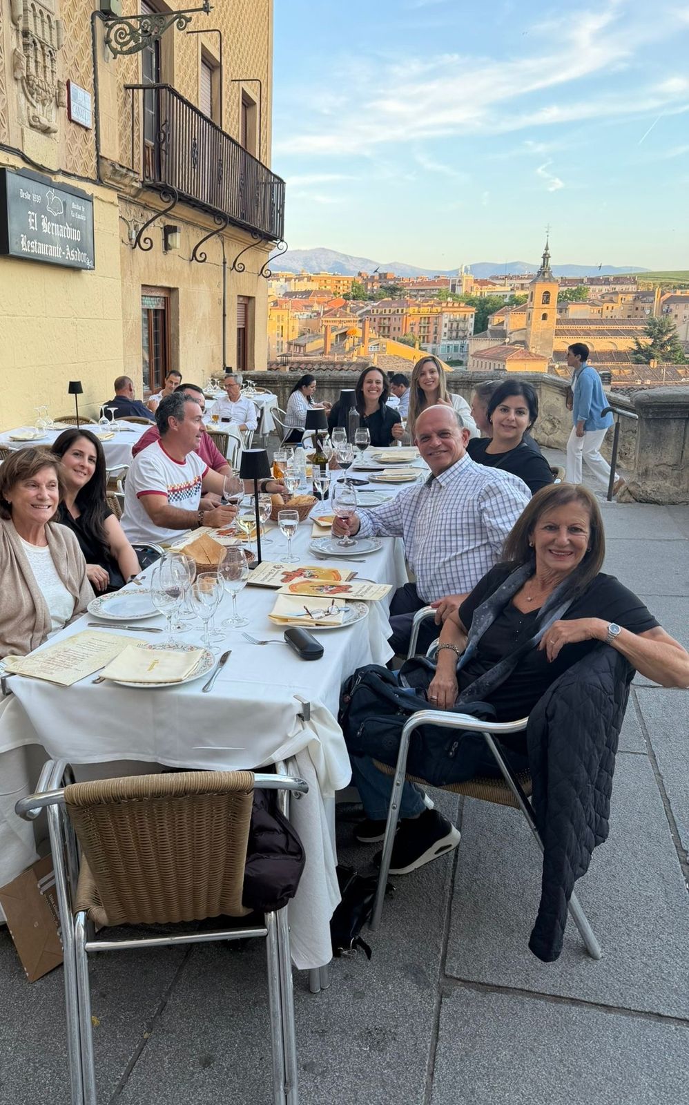 Cena con la ciudad a los pies · Segovia